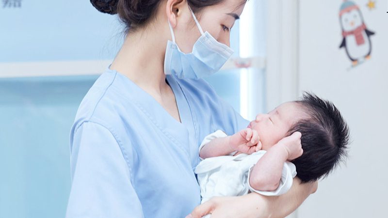 小标题：小儿推拿保健师培训，了解行业背景