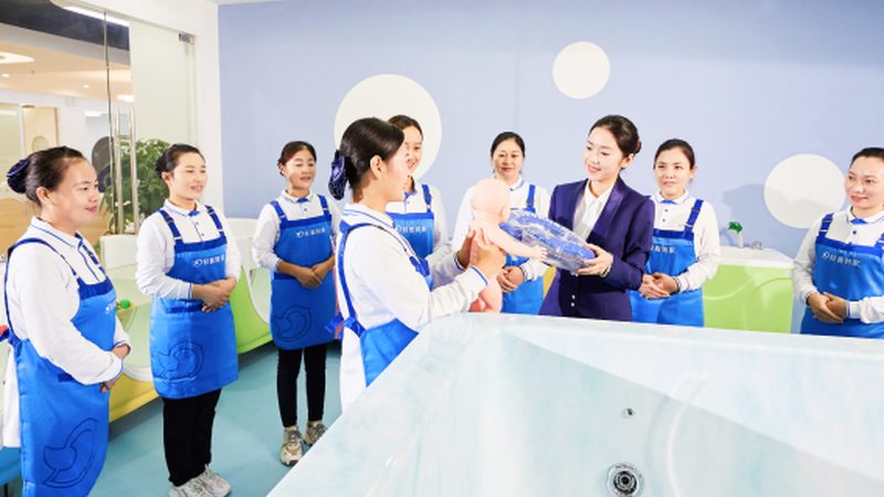 催乳师和母乳指导考试，两条路差别在哪